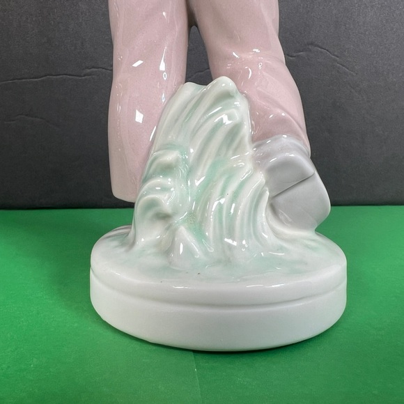 Lladró Sports Billy Golfer Vintage 1982,
Lladró by Jose Roig. Mint Condition - Picture 17 of 17